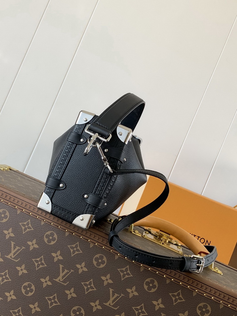 LV Bag-NFC(AAA)-594