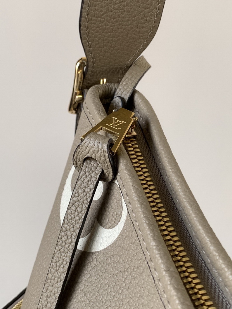 LV Bag-NFC(AAA)-595