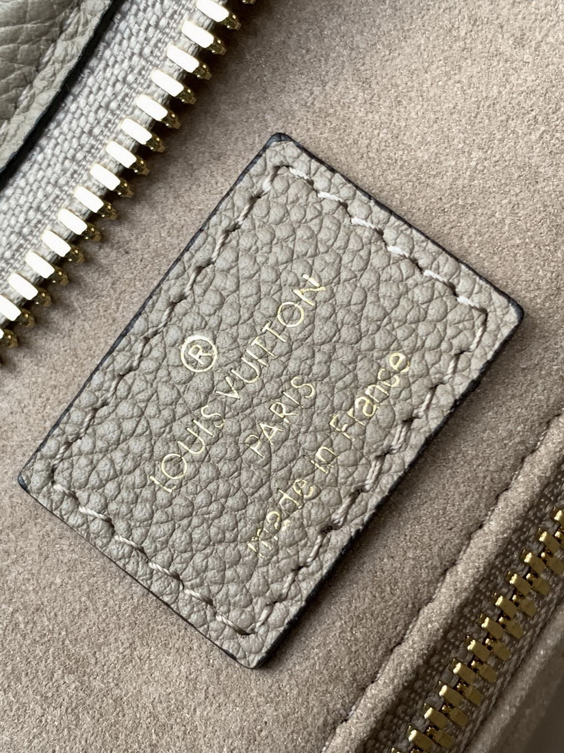 LV Bag-NFC(AAA)-595