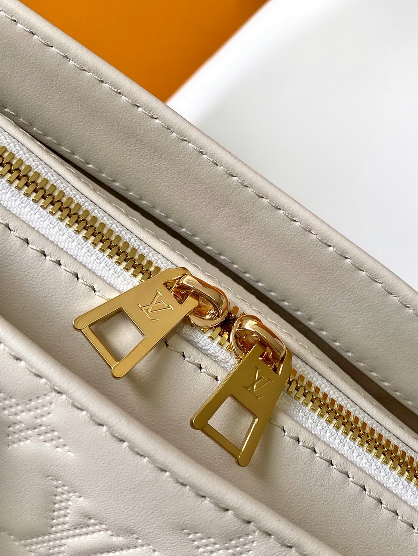 LV Bag-NFC(AAA)-612