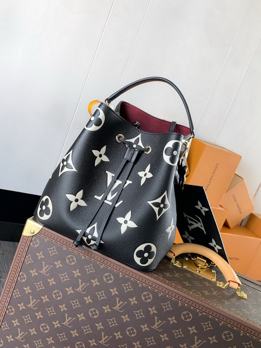 LV Bag-NFC(AAA)-621