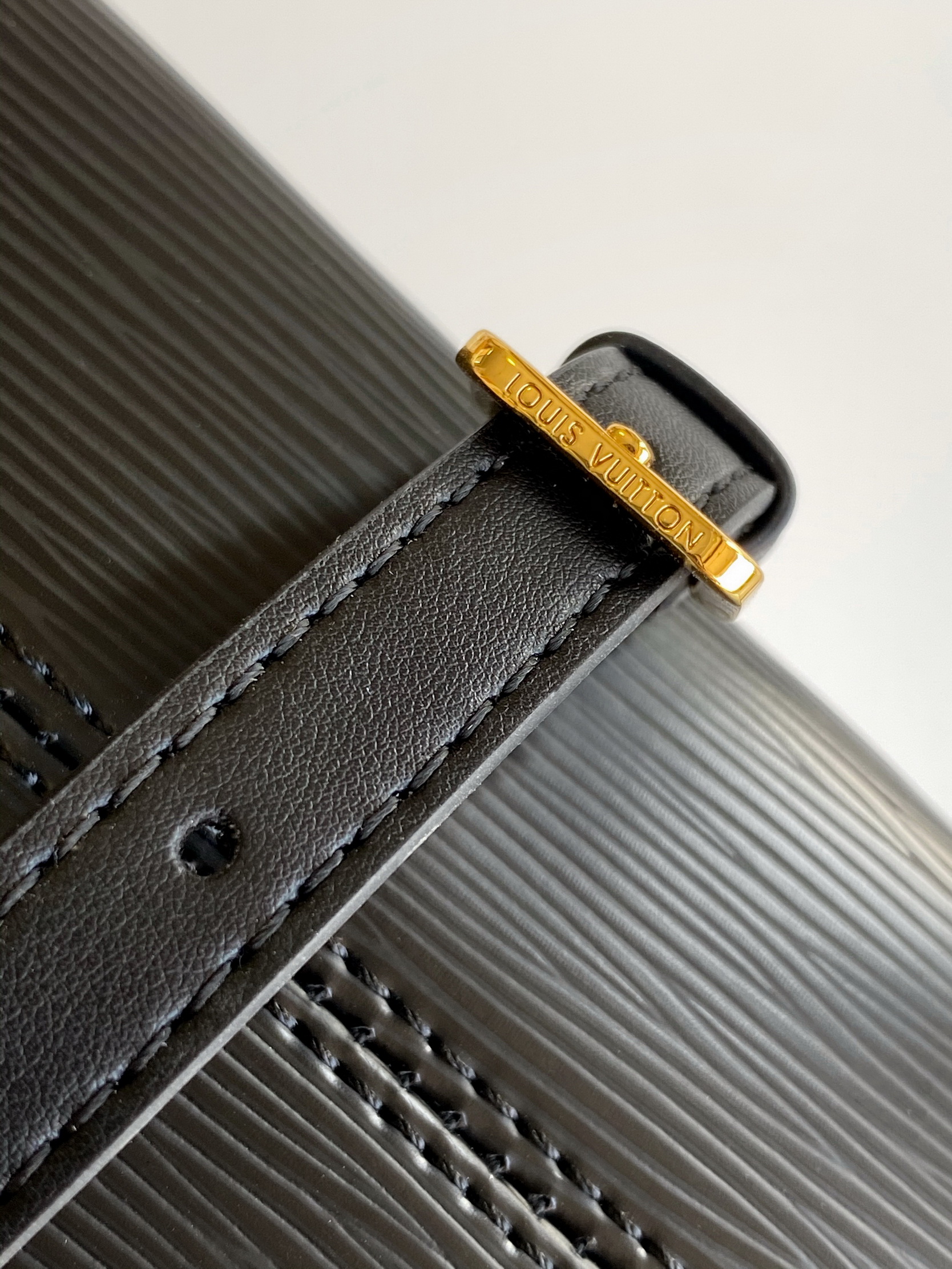 LV Bag-NFC(AAA)-623