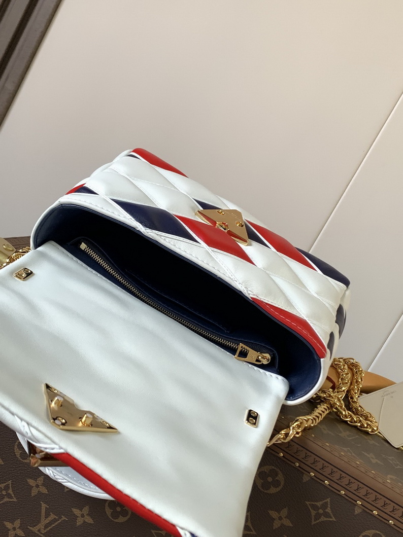 LV Bag-NFC(AAA)-658