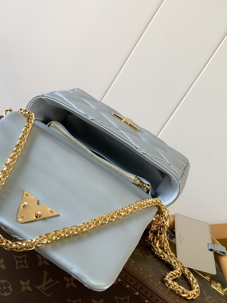 LV Bag-NFC(AAA)-660