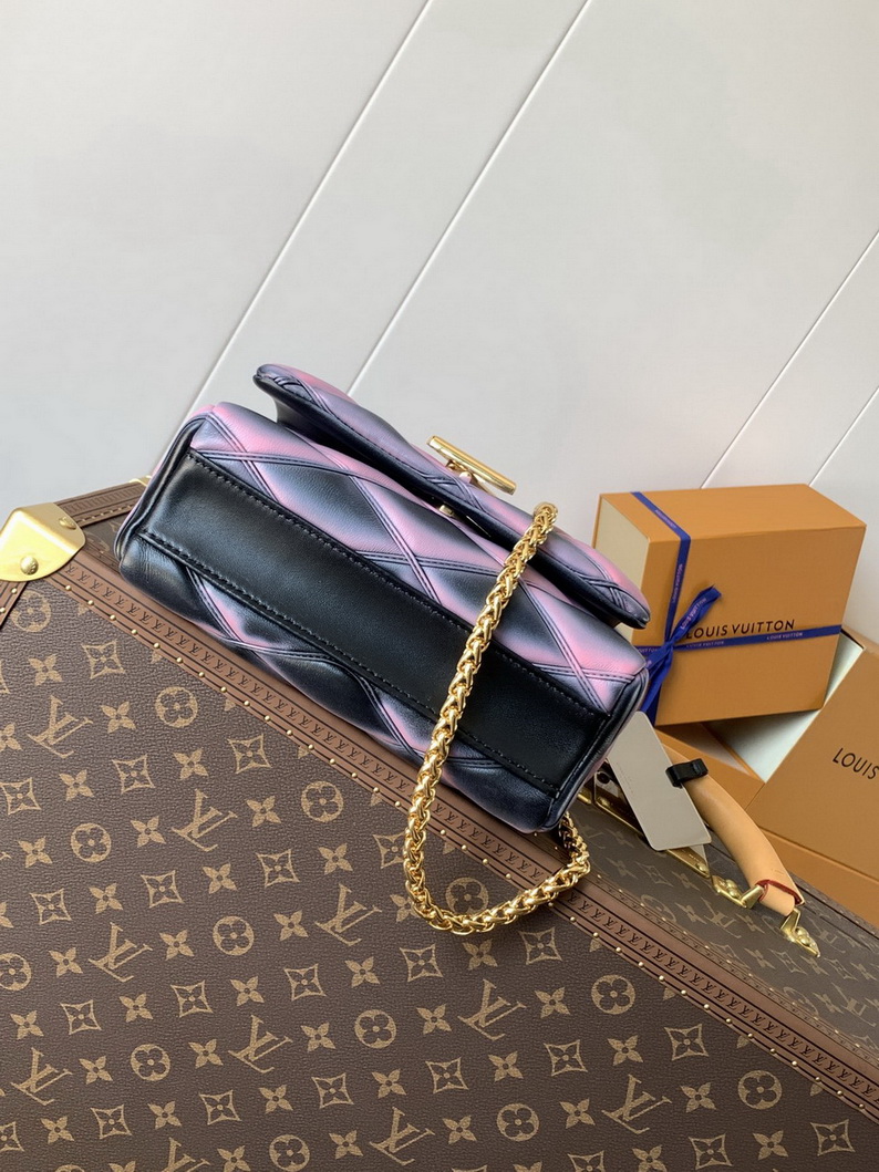 LV Bag-NFC(AAA)-668