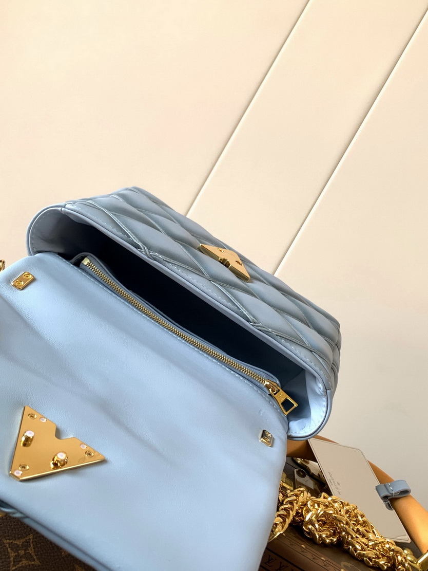 LV Bag-NFC(AAA)-670
