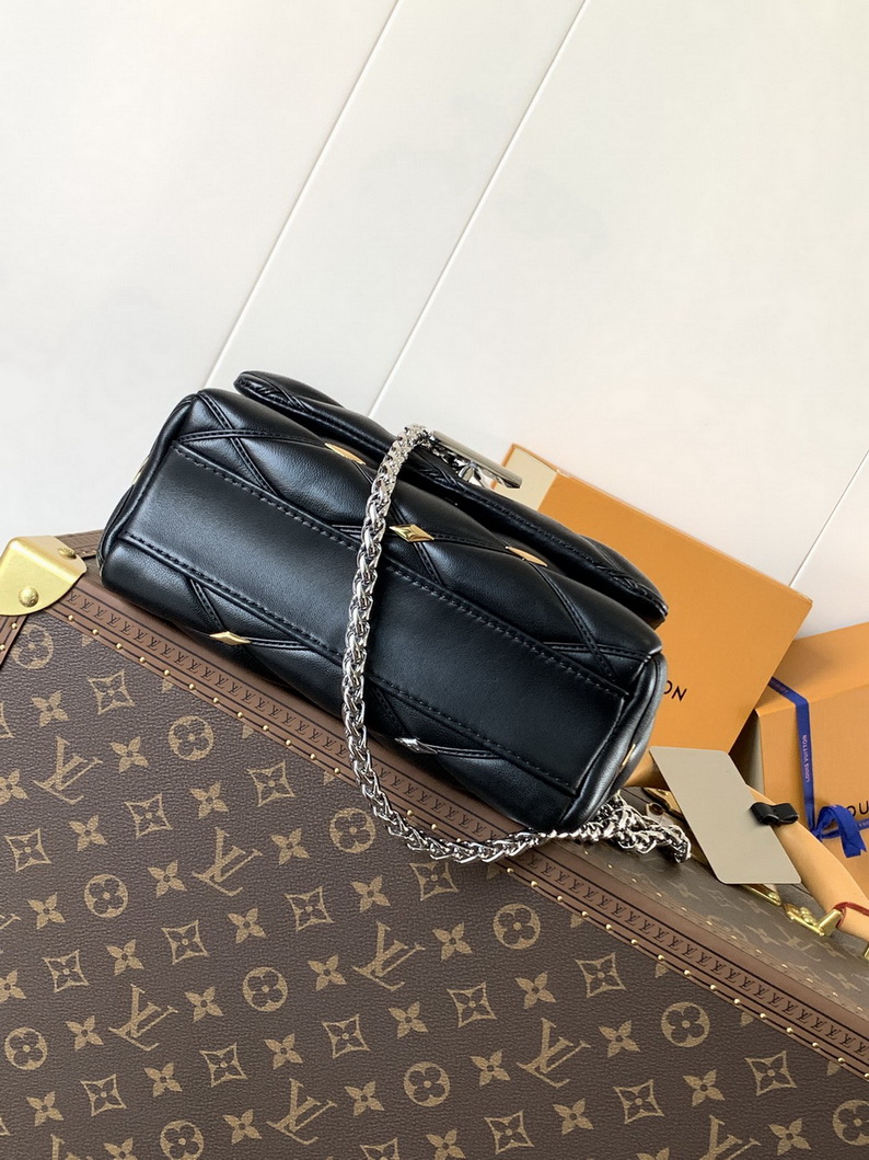 LV Bag-NFC(AAA)-674