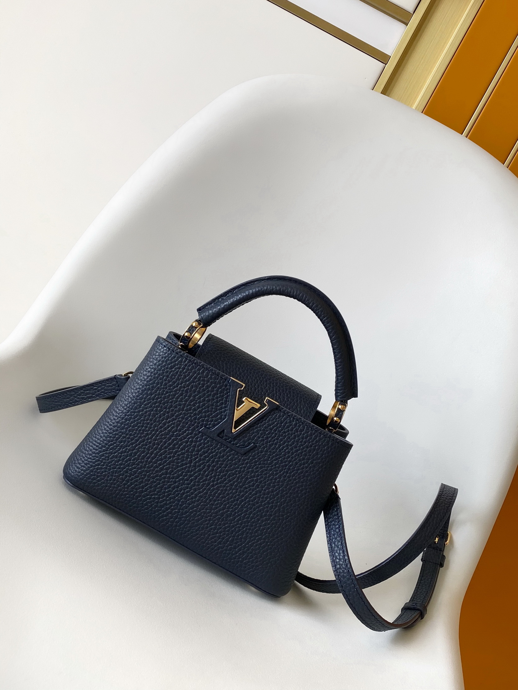 LV Bag-NFC(AAA)-677