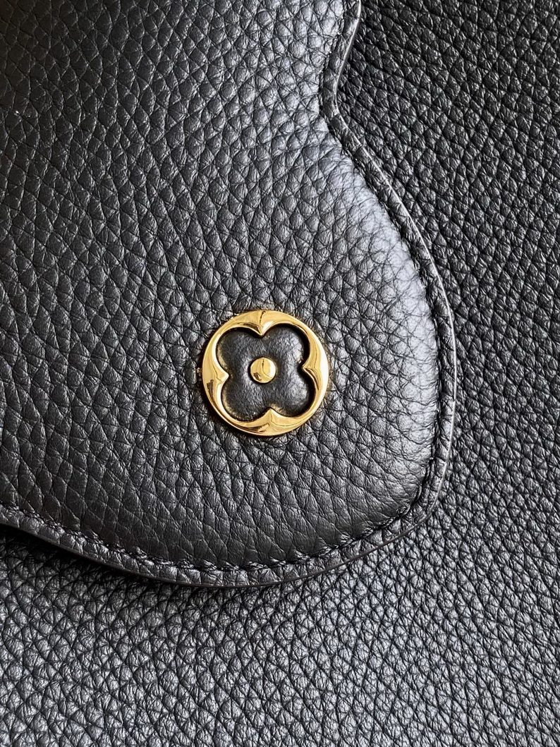 LV Bag-NFC(AAA)-698