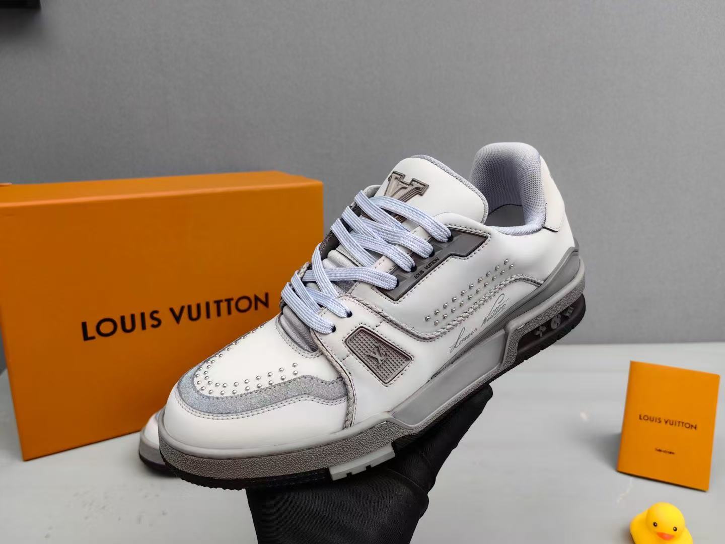 LV Shoes(AAA)-1081