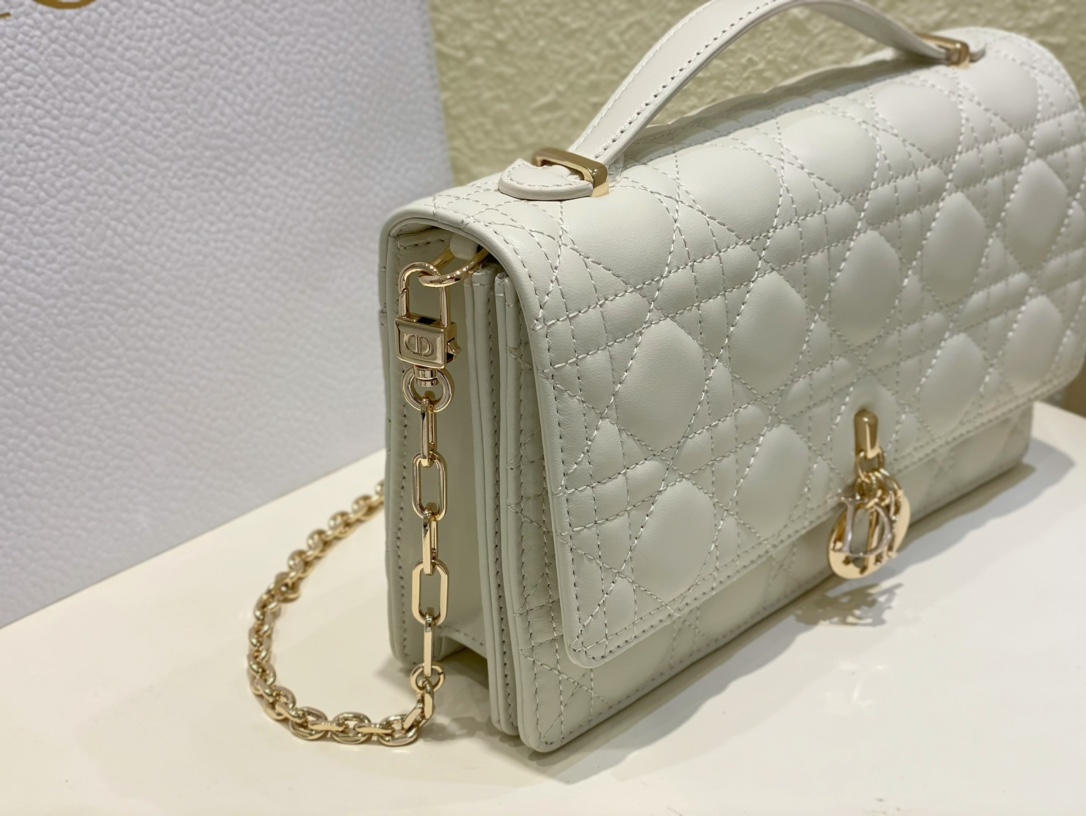 D*or handbags aaa(women)-558