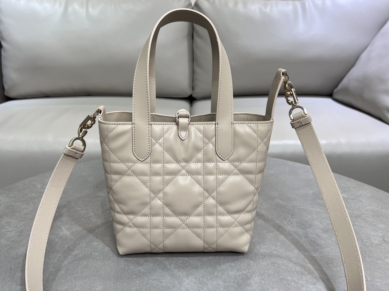D*or handbags aaa(women)-685