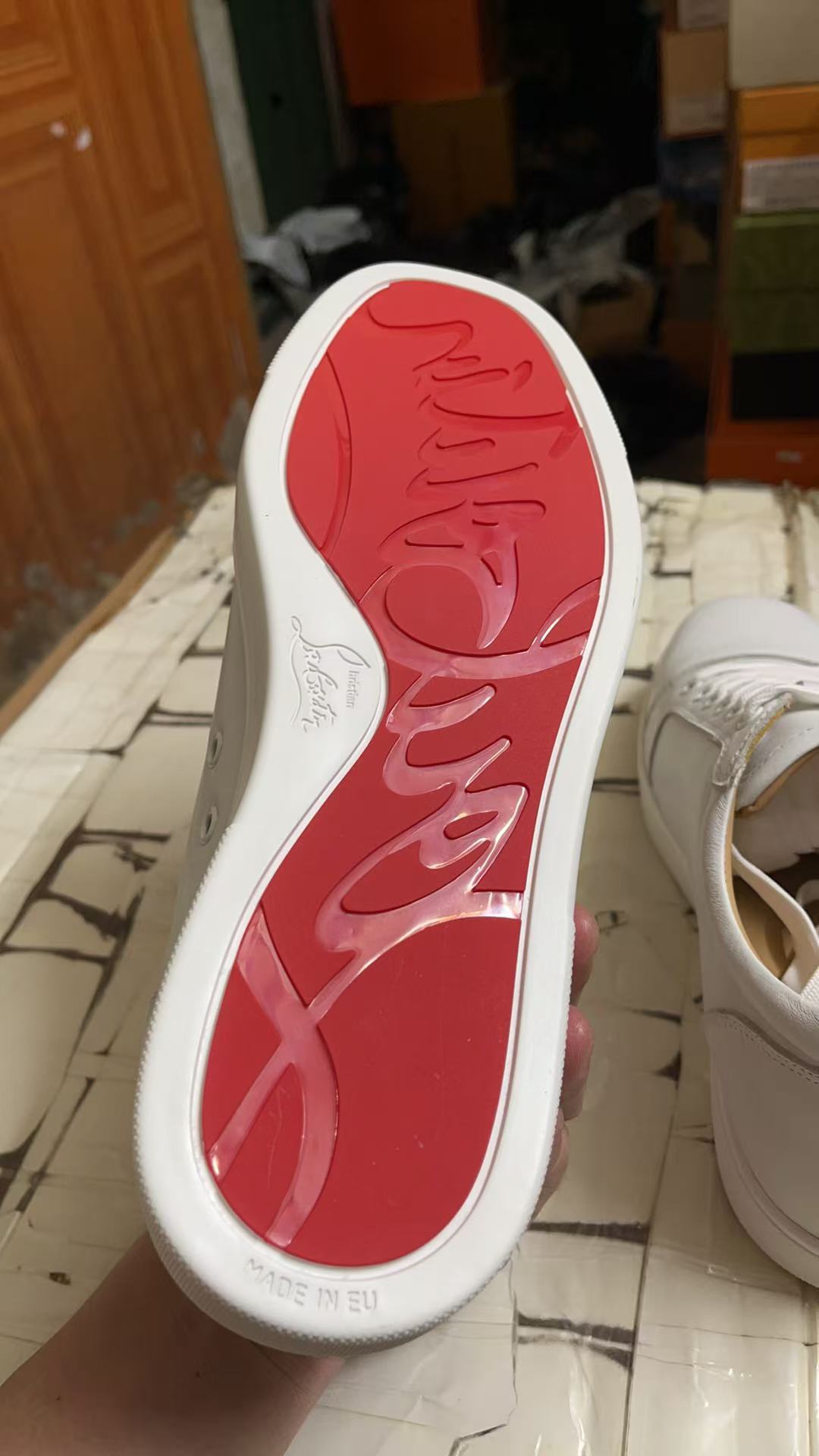 CL Men Shoes-561