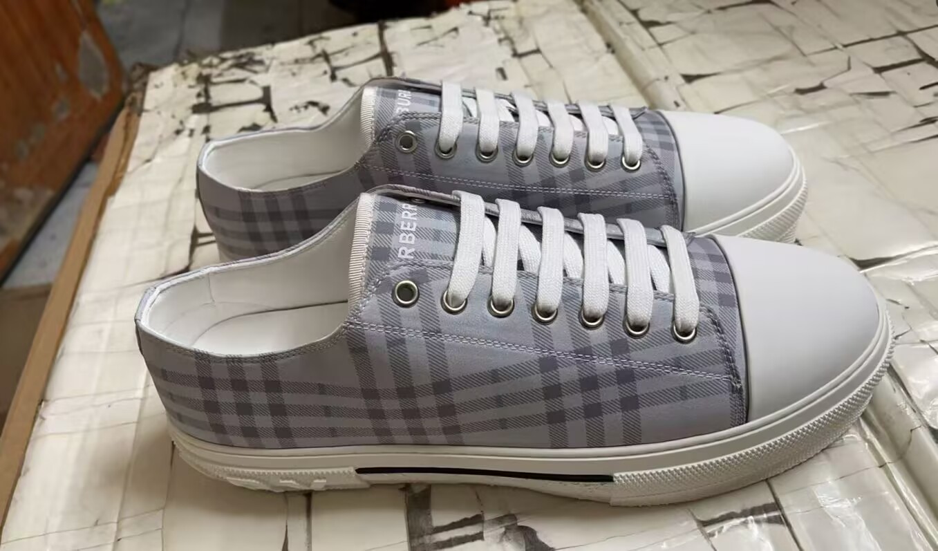 B**rry shoes(aaa)-123