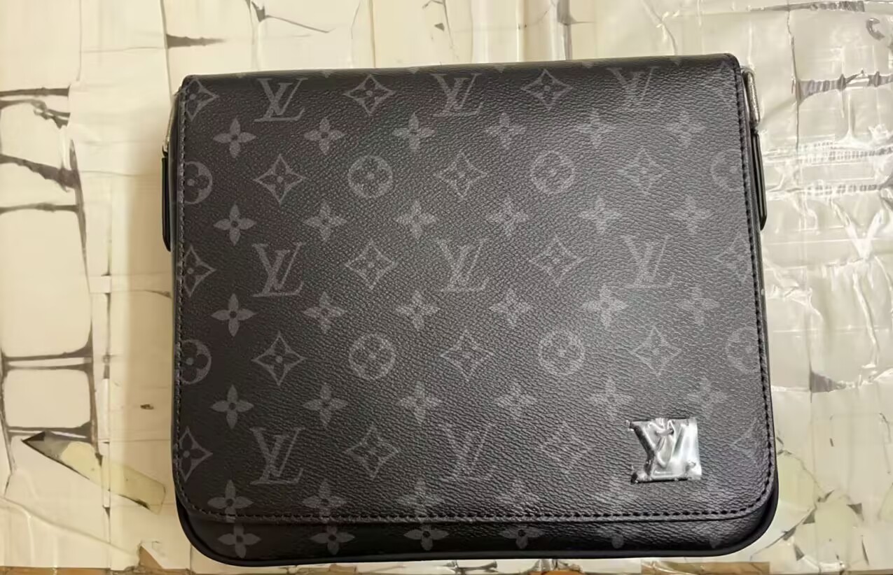 LV Handbags AAA(Men)-330