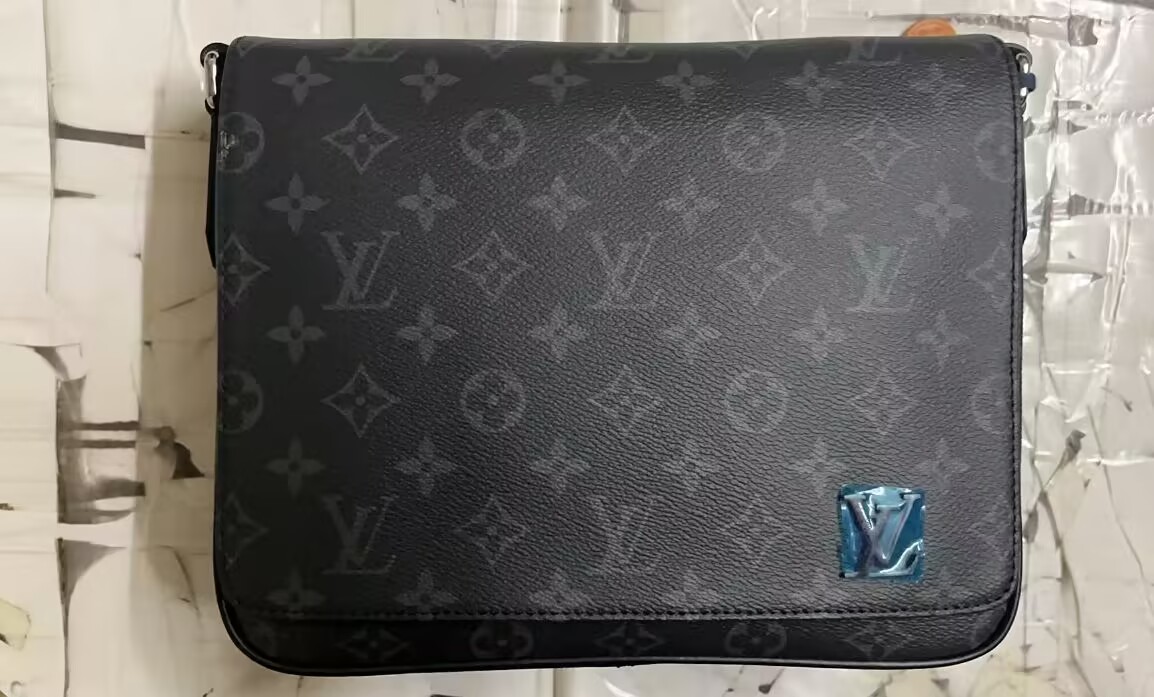 LV Handbags AAAA(Men)-331