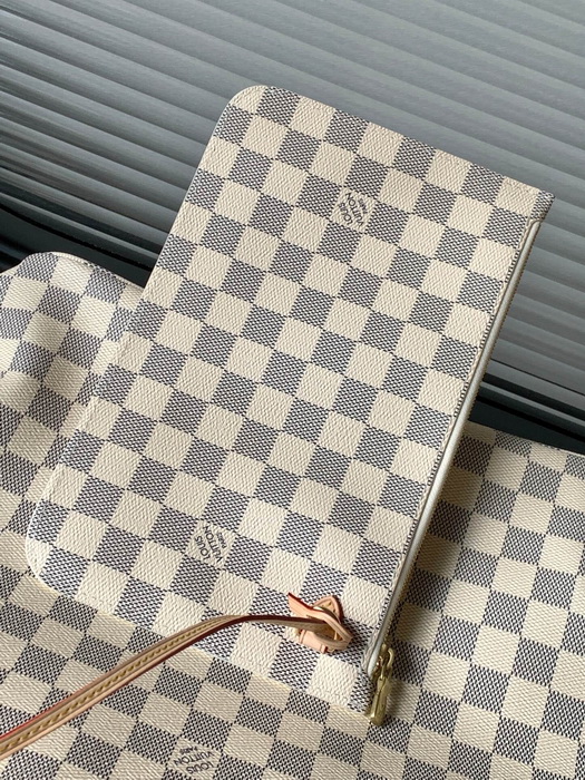 LV Handbags AAA(Women)-2001