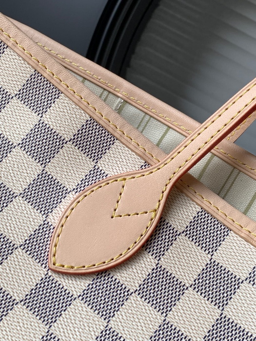 LV Handbags AAA(Women)-2001