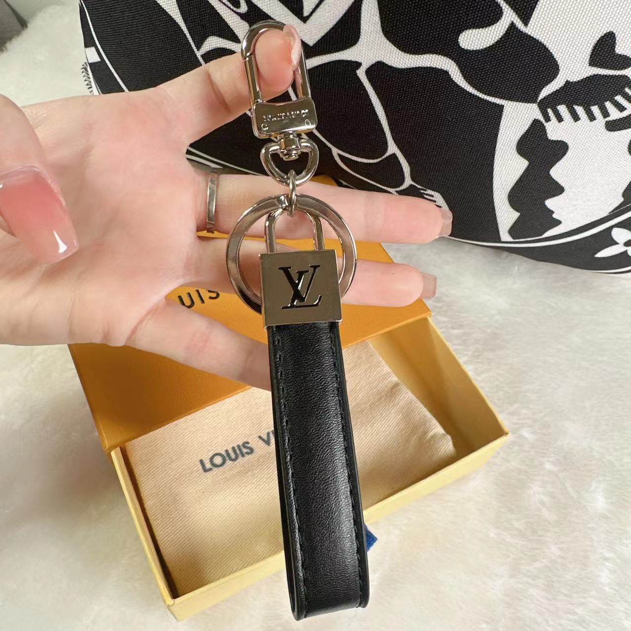 LV Key Ring-219