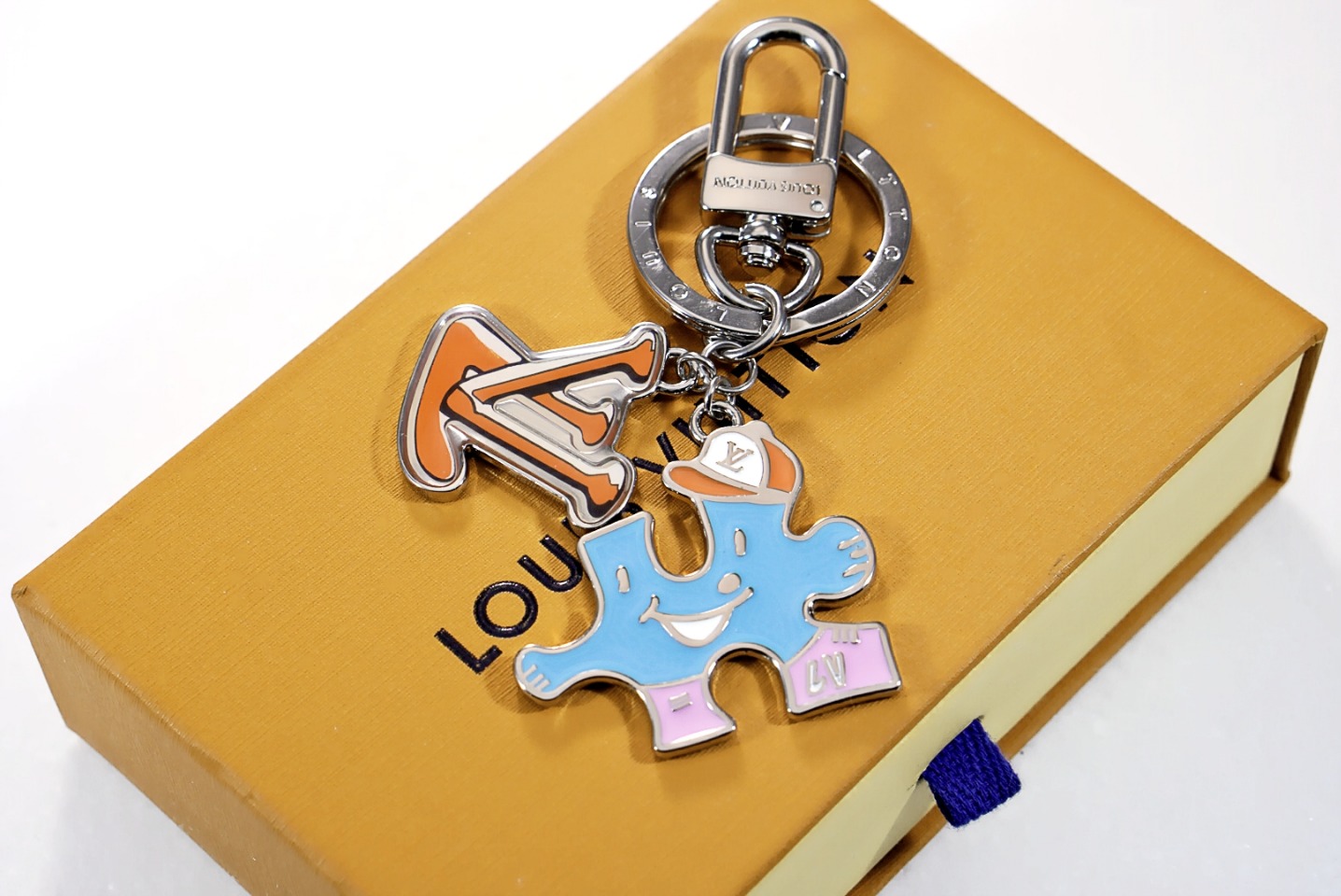 LV Key Ring-380