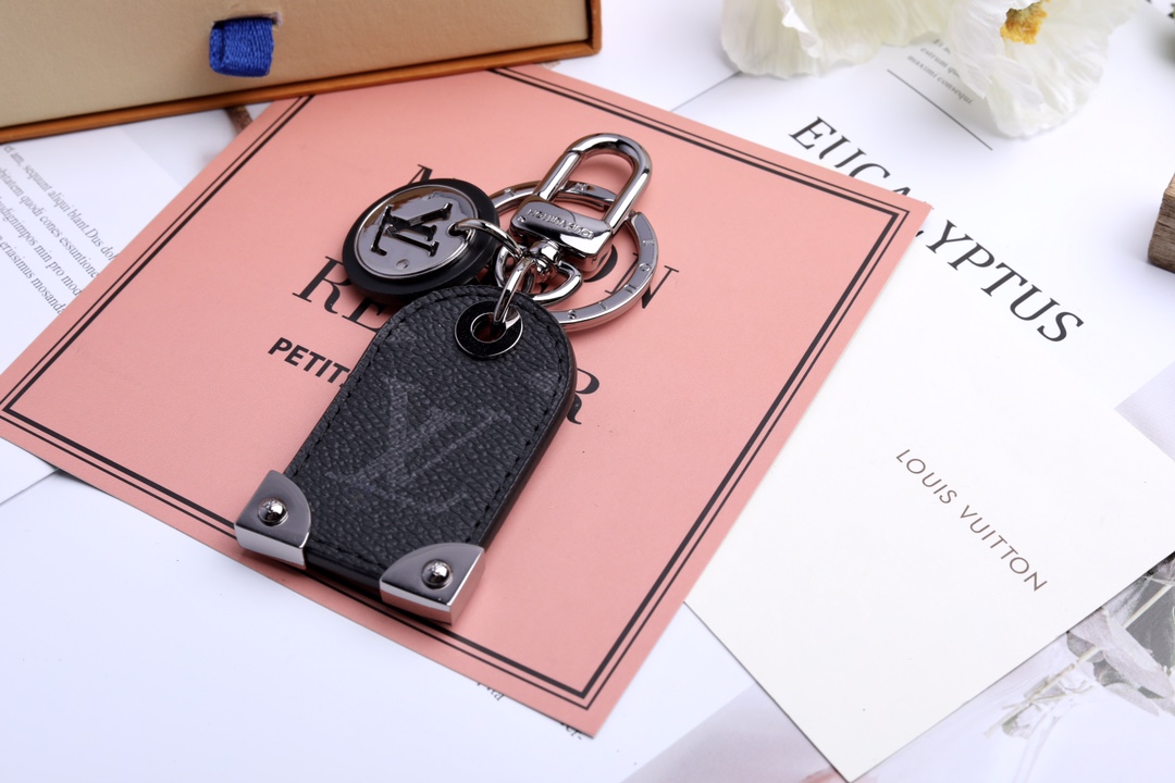 LV Key Ring-429