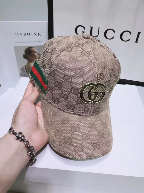 G*u*i cap-213