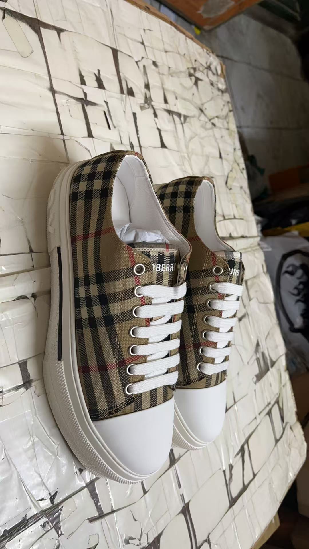 B**rry shoes(aaa)-124