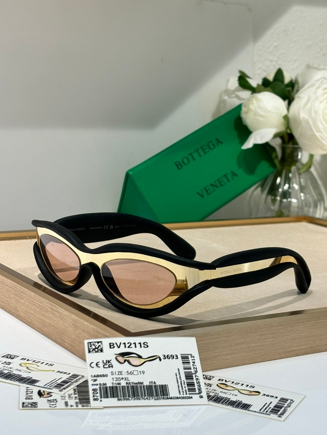 bo*te*ga Ve*ne*ta sunglasses(aaaa)-640