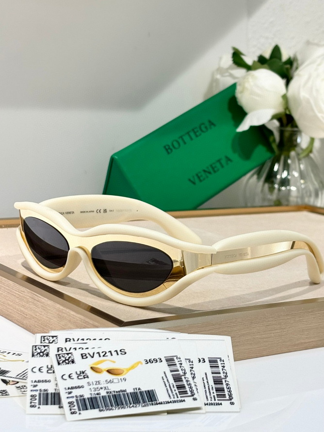 bo*te*ga Ve*ne*ta sunglasses(aaaa)-638