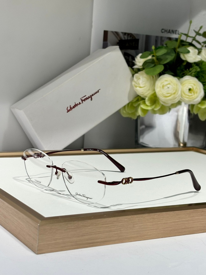 FERRAGAMO Sunglasses(AAAA)-397