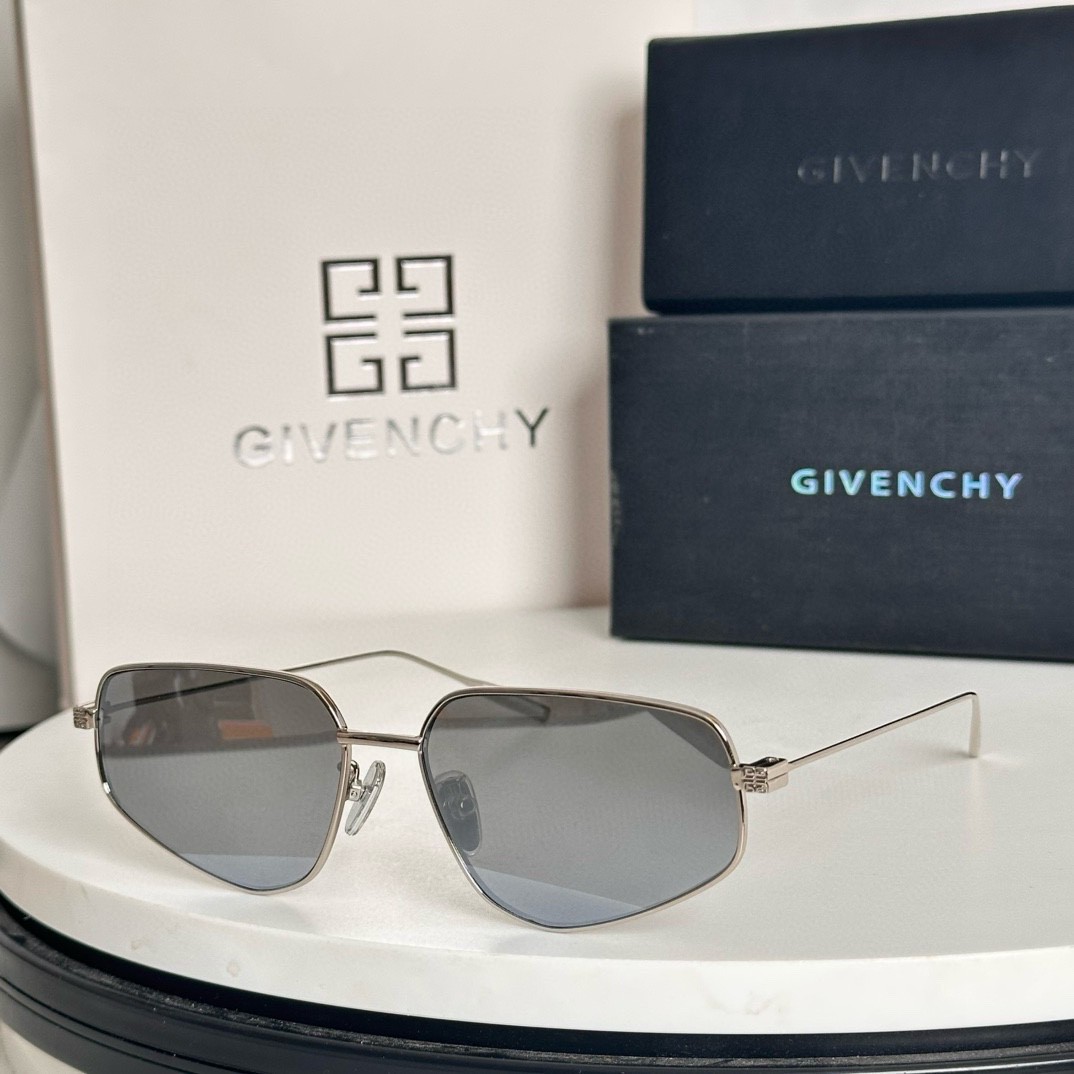 GIVENCHY Sunglasses(AAAA)-319