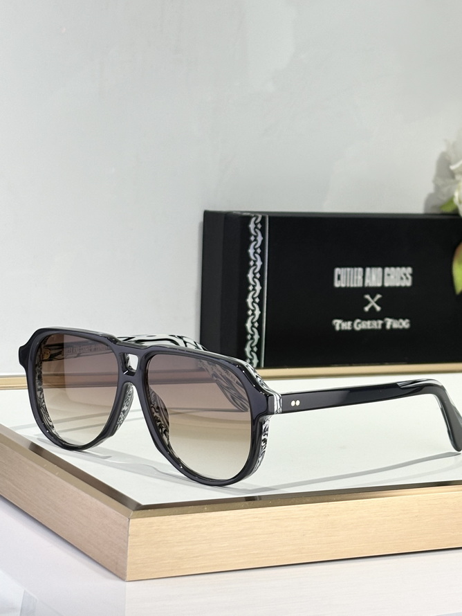 CUTLER AND GROSS Sunglasses(AAAA)-008