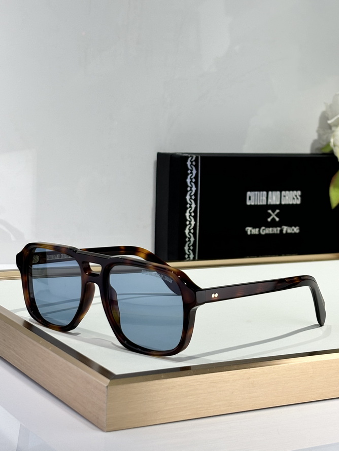 CUTLER AND GROSS Sunglasses(AAAA)-002
