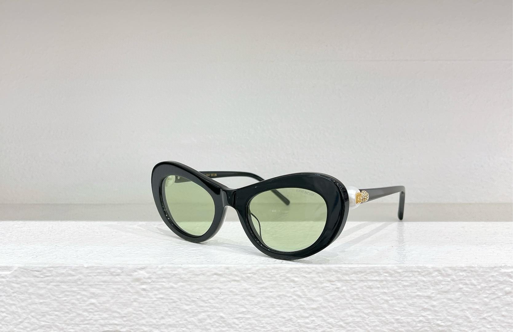 GIVENCHY Sunglasses(AAAA)-277