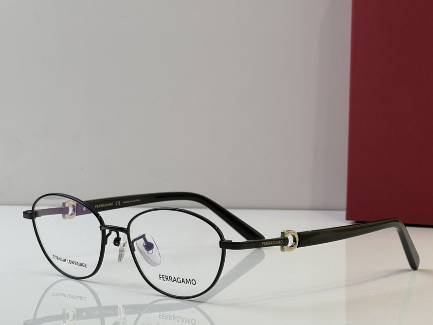 FERRAGAMO Sunglasses(AAAA)-340