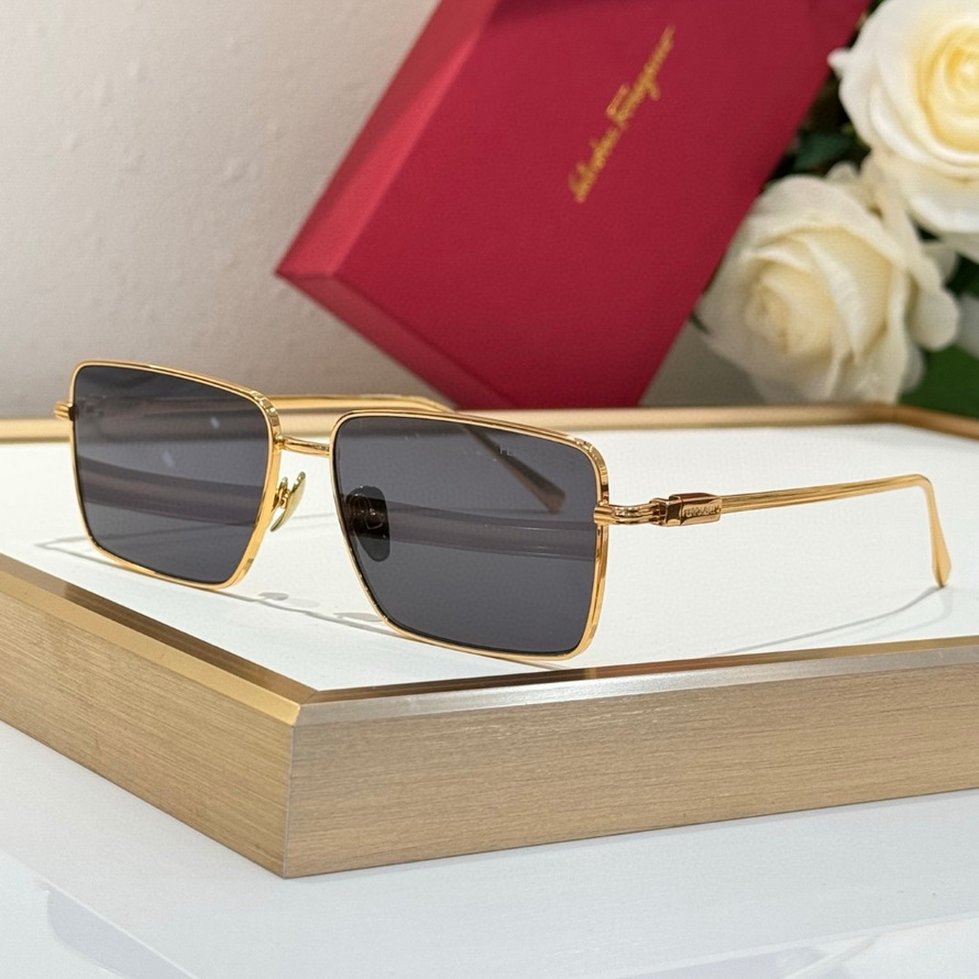 FERRAGAMO Sunglasses(AAAA)-309