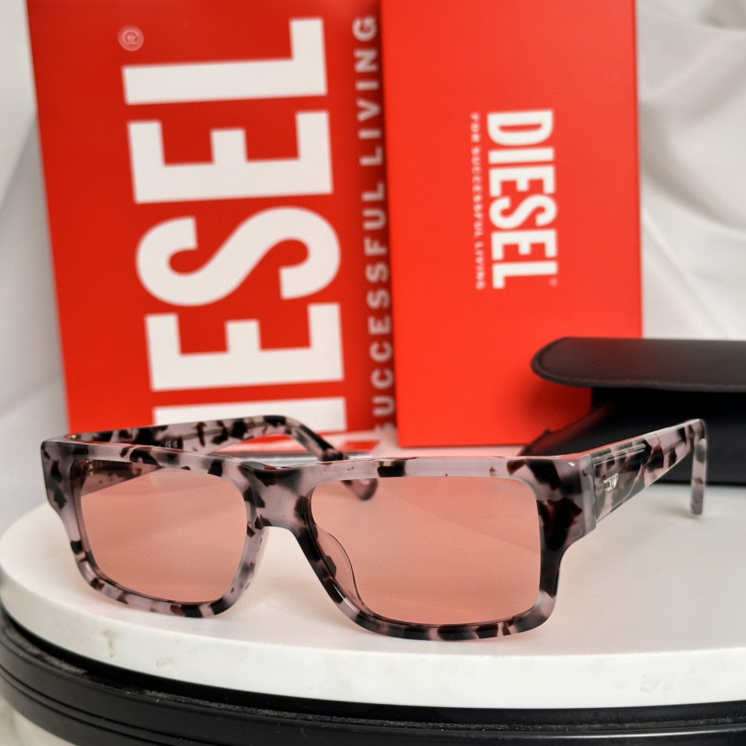 DIESEL Sunglasses(AAAA)-013