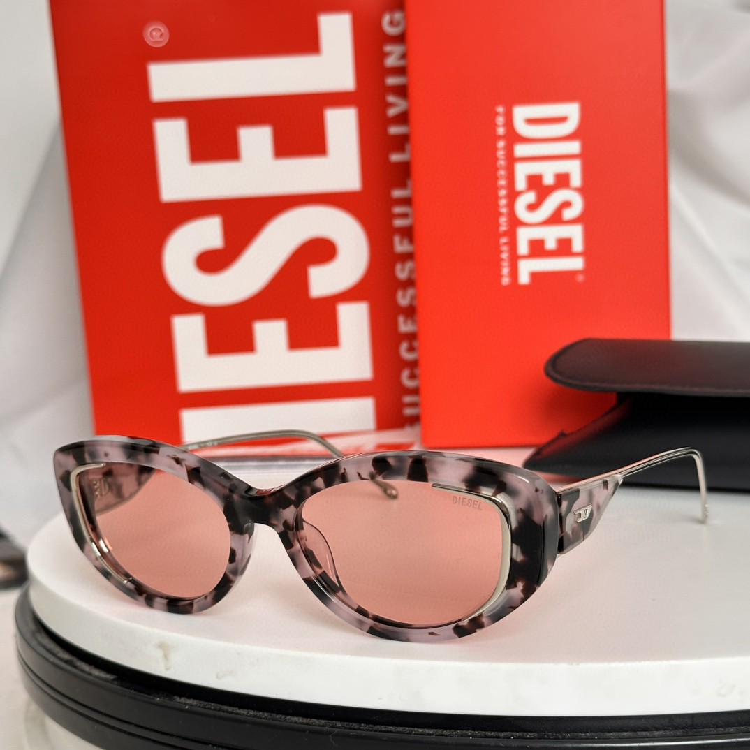 DIESEL Sunglasses(AAAA)-004
