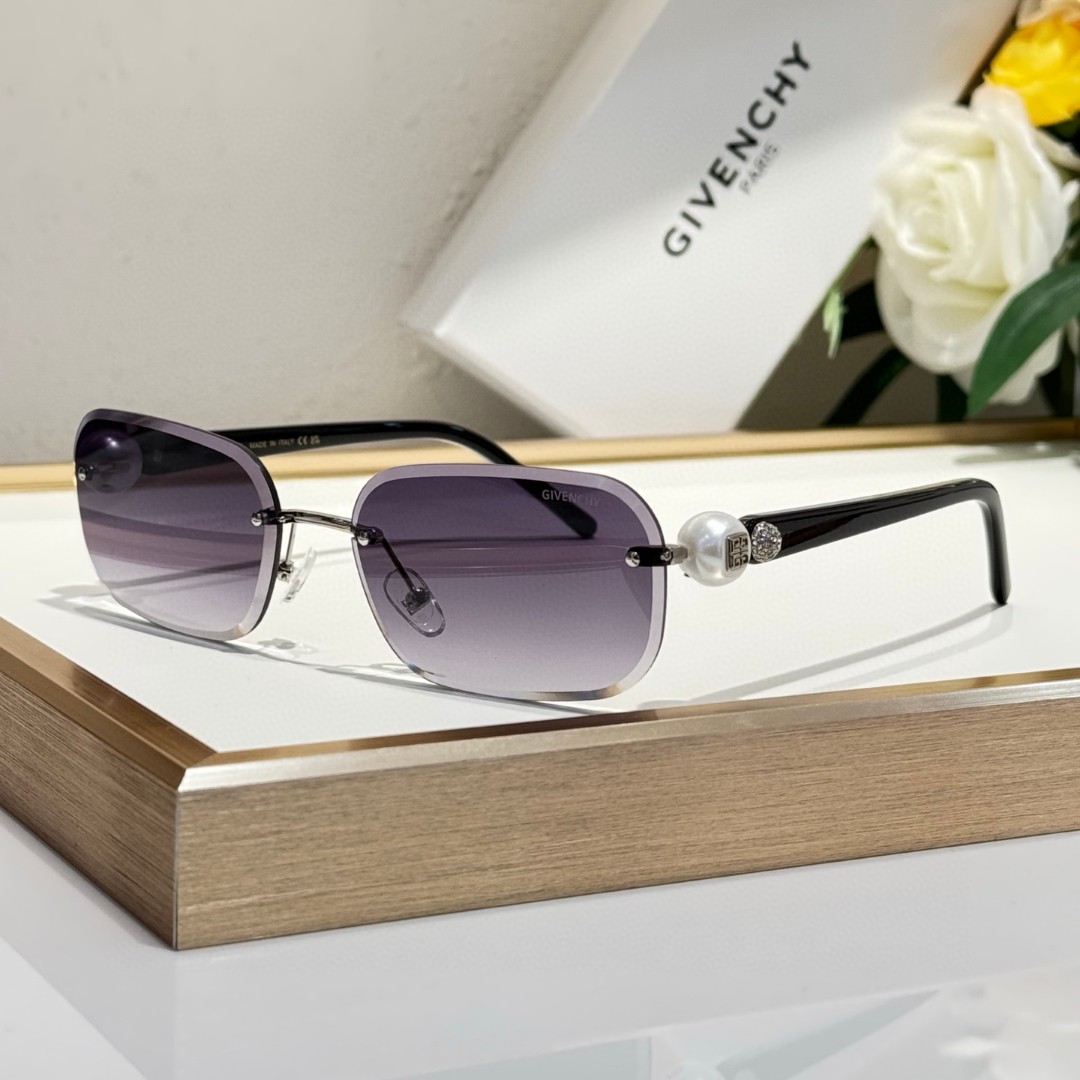 GIVENCHY Sunglasses(AAAA)-226