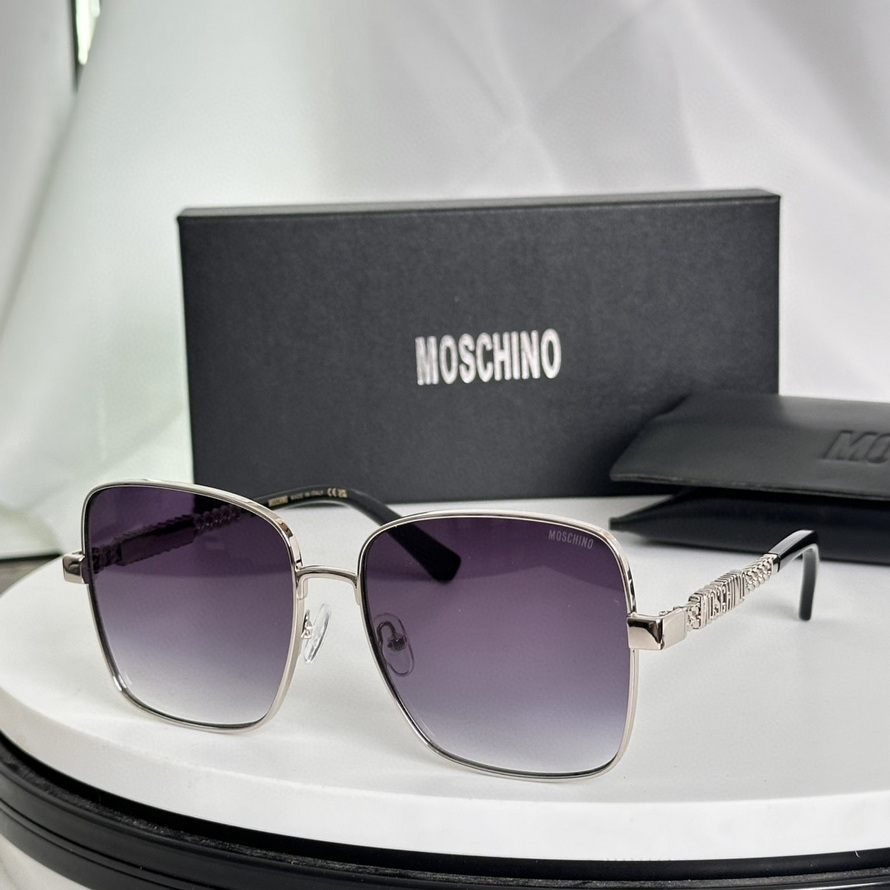 MOSCHINO Sunglasses(AAAA)-001