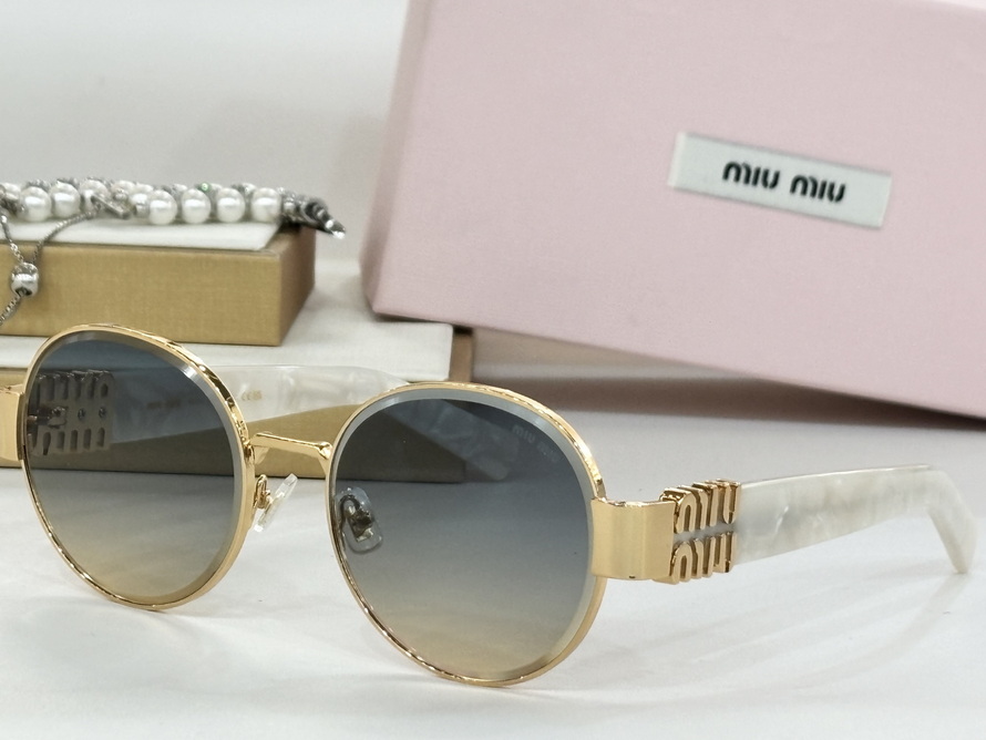 M*um*u sunglasses(aaaa)-673