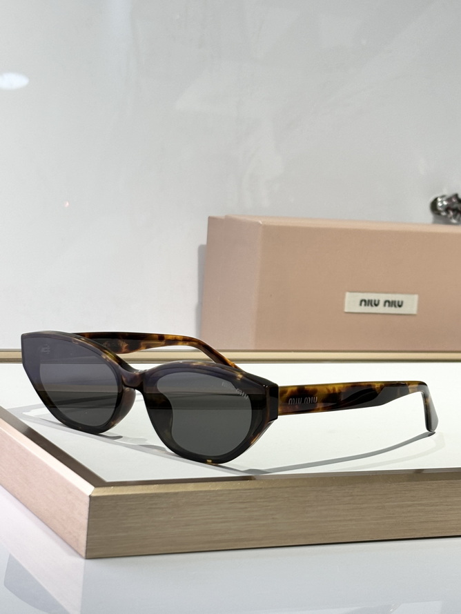 M*um*u sunglasses(aaaa)-499