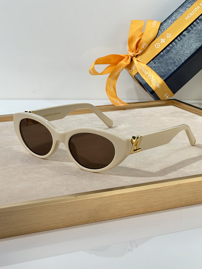 LV Sunglasses(AAAA)-2443