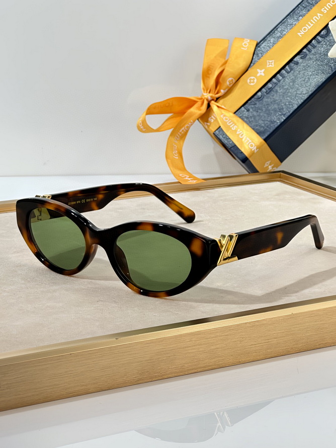 LV Sunglasses(AAAA)-2442