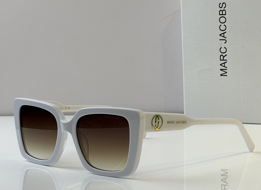 Marc Jacobs Sunglasses(AAAA)-029