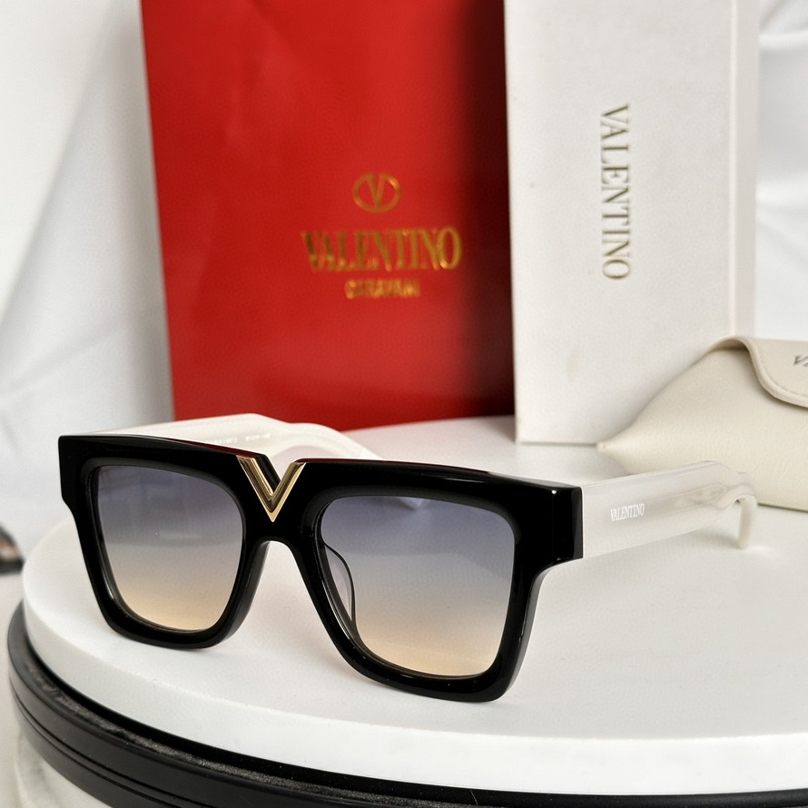 Valentino Sunglasses(AAAA)-433