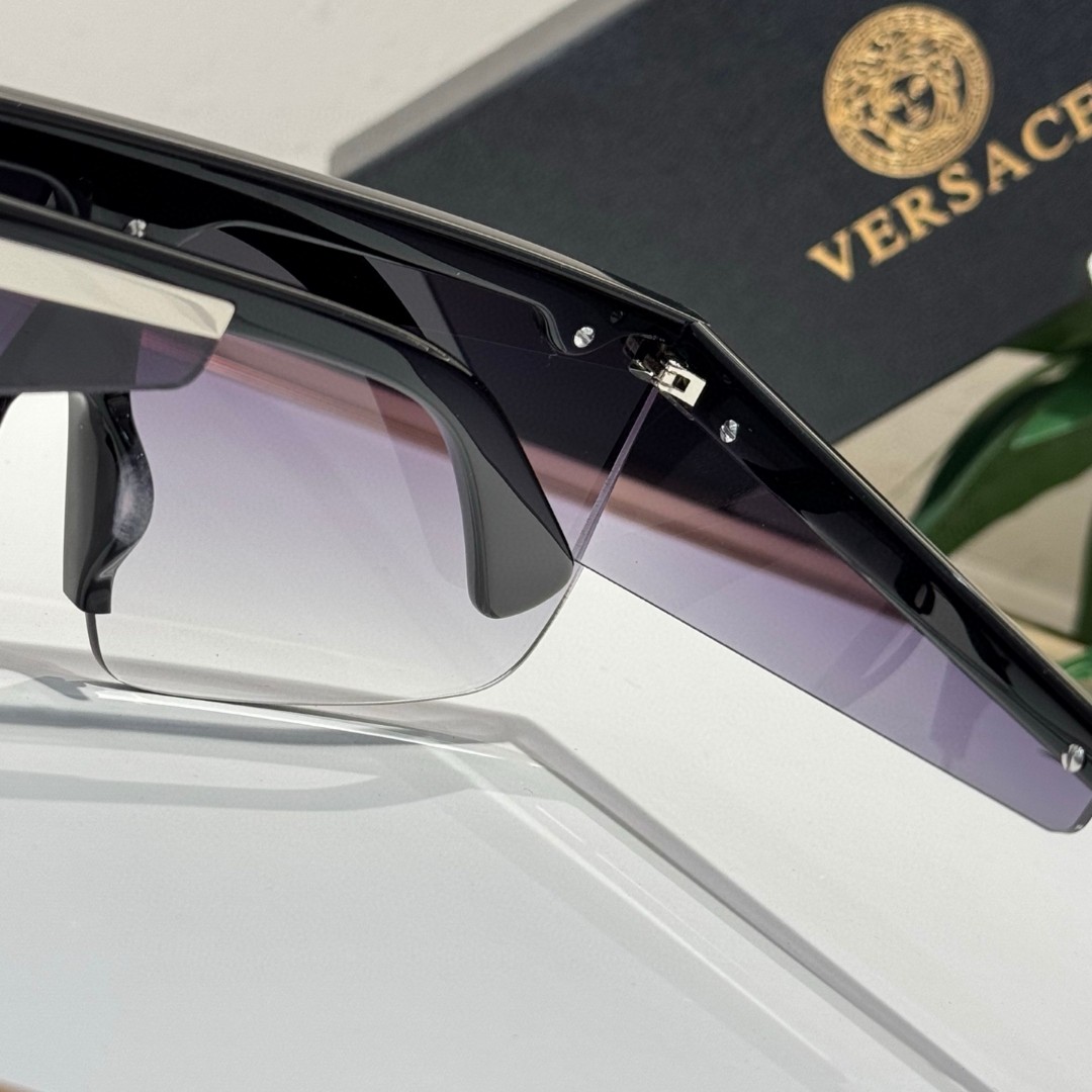Versace Sunglasses(AAAA)-2147