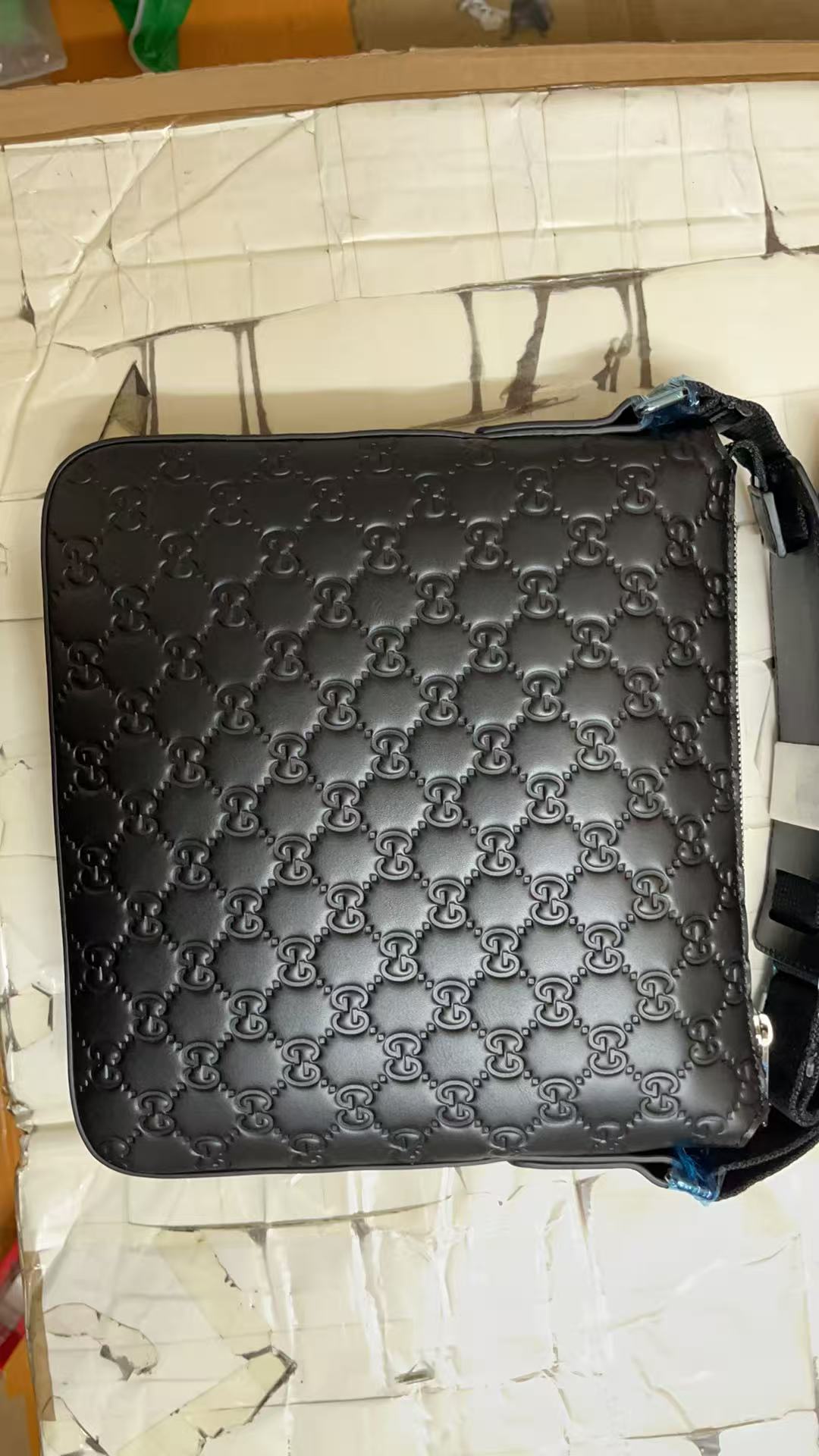 G*u*i handbags aaa(men)-037
