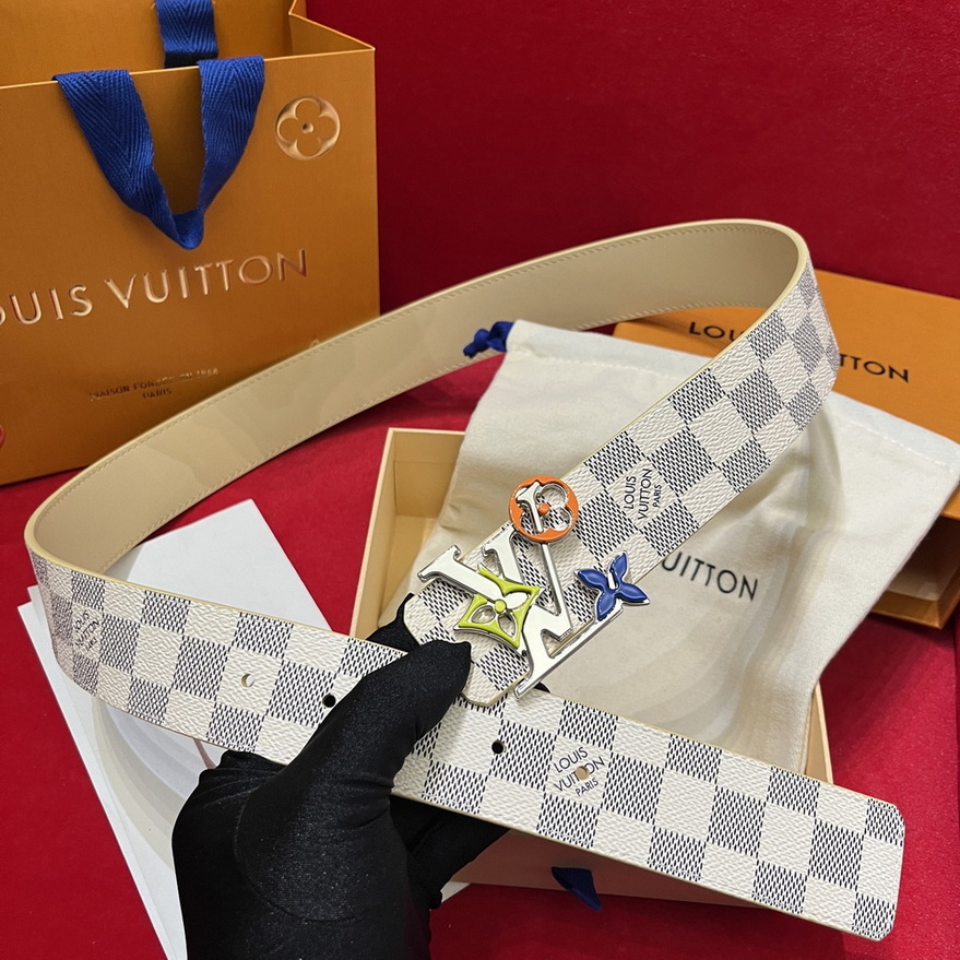 LV Belts(AAAAA)-2589