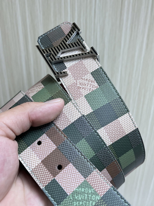 LV Belts(AAAAA)-2444